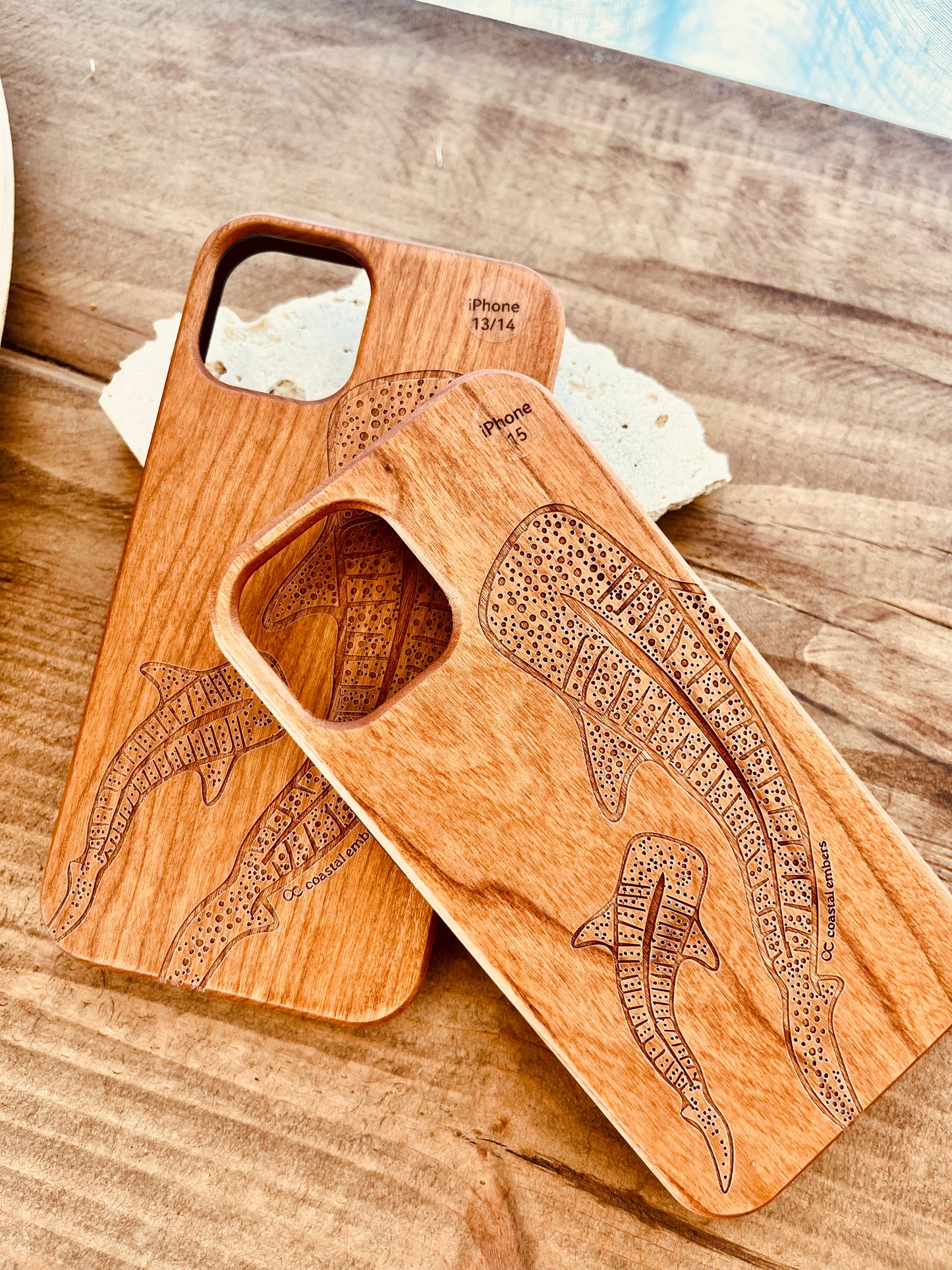 COASTAL EMBERS - Phone Cases : Dark Wood