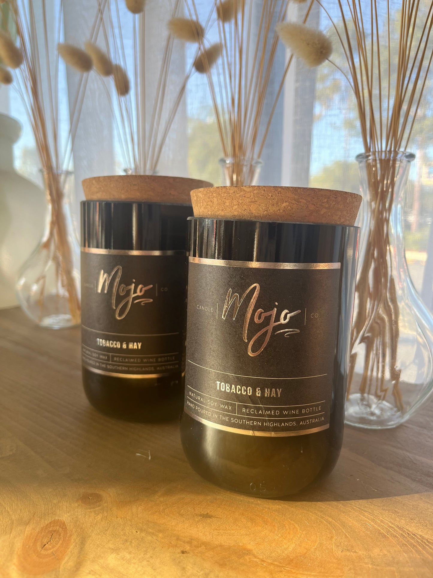 MOJO CANDLES - Tobacco and Hay